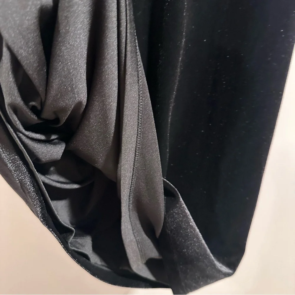 White House Black Market Black Velvet & Lace Veiling Evening Shift Dress Size 2